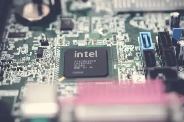 一年狂揽73亿美元投资，Anthropic点燃硅谷大模型“战火”