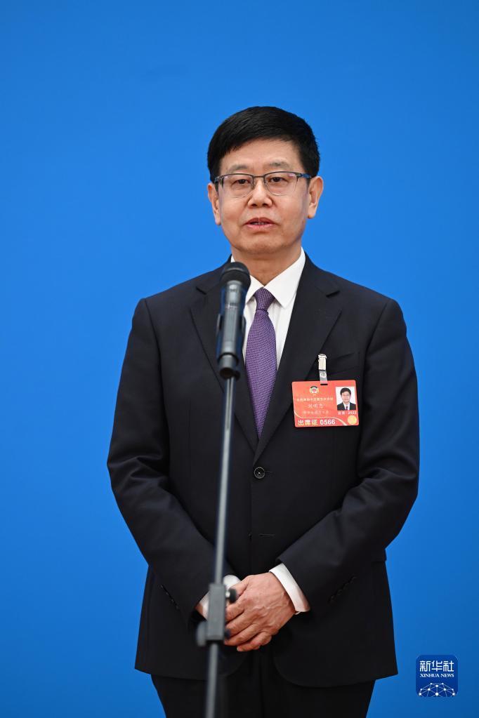 创投机构看两会丨培育新兴先导产业,创新资本在行动