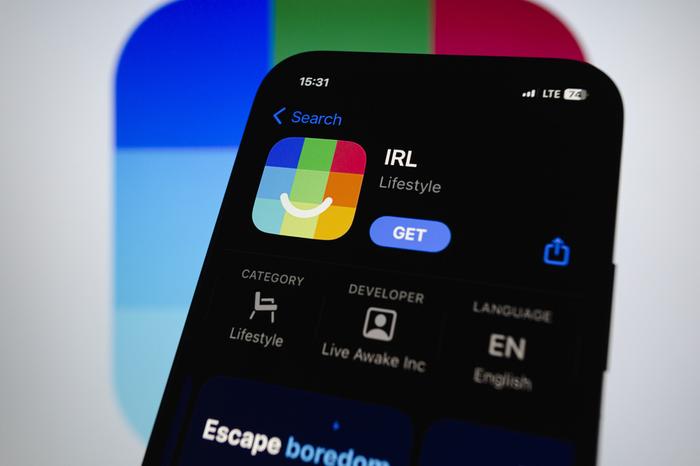 软银和苹果又有AI新动作！