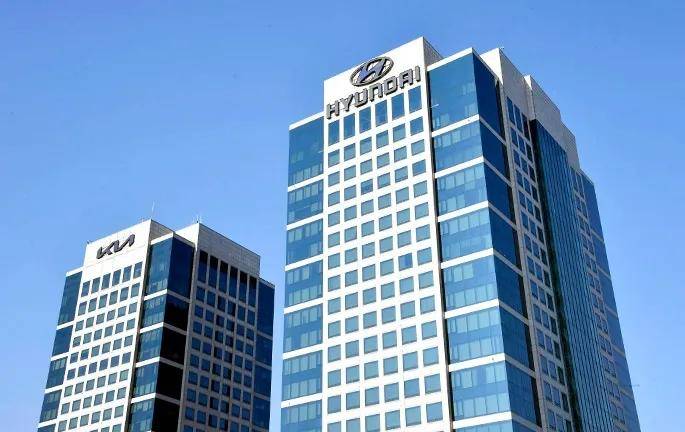 被传获10亿美元投资，高合汽车或将“重启”，背后“金主”是仰融？