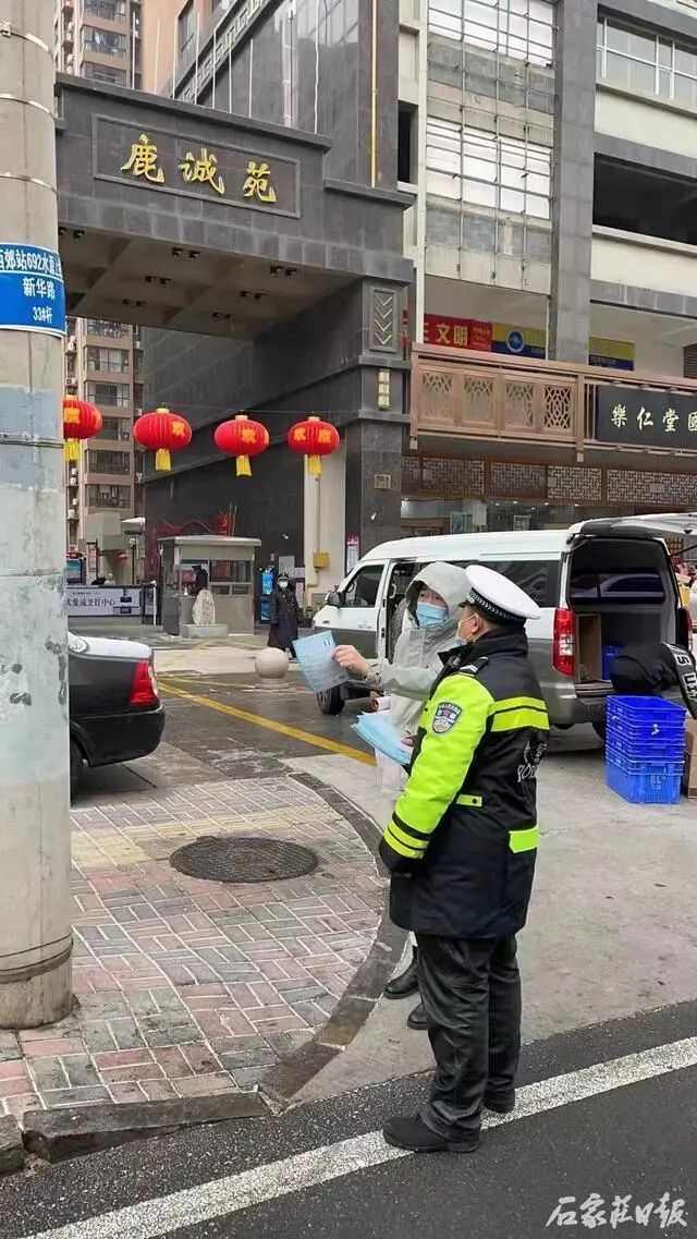 交易额骤降近3成！十字路口的中国S市场：向左还是向右？