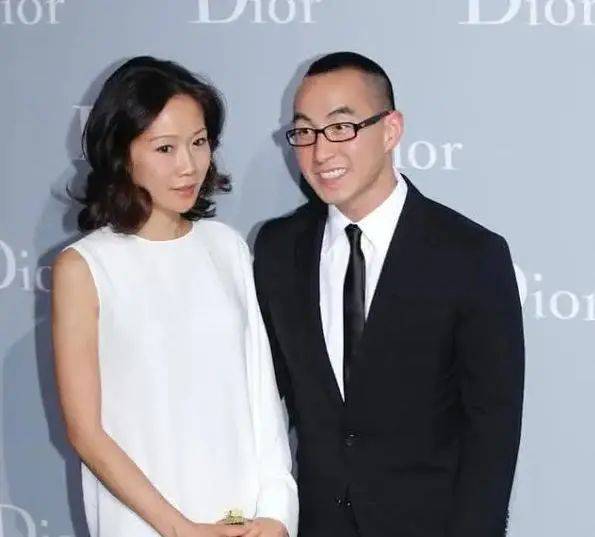 一年营收6亿元 “赌王之子”何猷君将拿下“中国电竞第一股”？