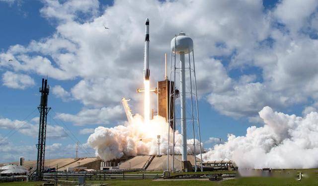 硬刚马斯克SpaceX！欧洲“星链”融资15亿美元