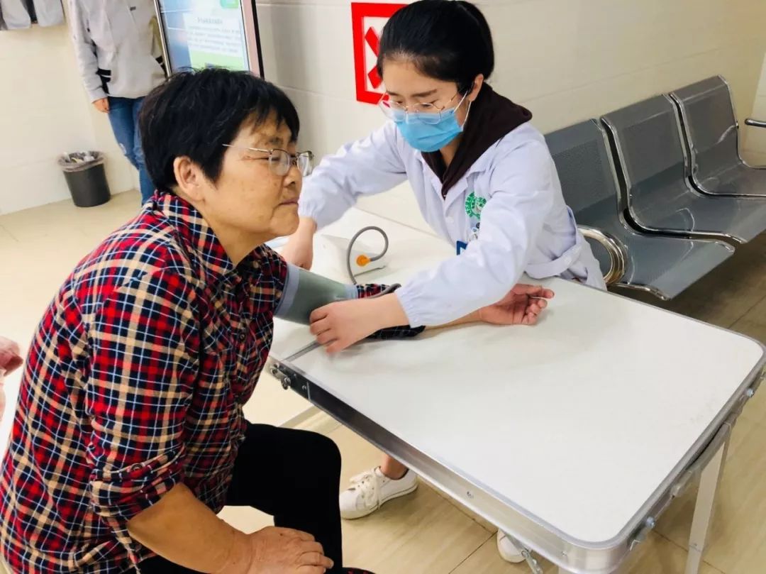 清淡饮食还发胖？这些“隐形刺客”藏不住了 | 健康素养加油站